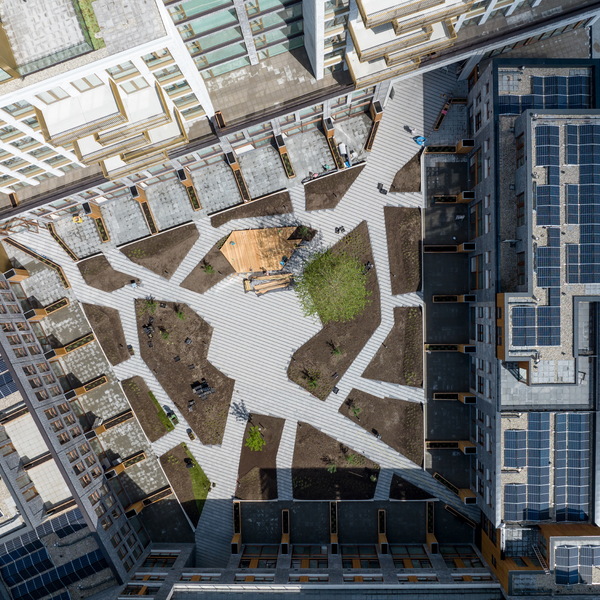 Blauwhoed en Stebru voltooien 95 woningen op de Lloydpier in Rotterdam  : Blauwhoed en Stebru voltooien 95 woningen op de Lloydpier in Rotterdam 