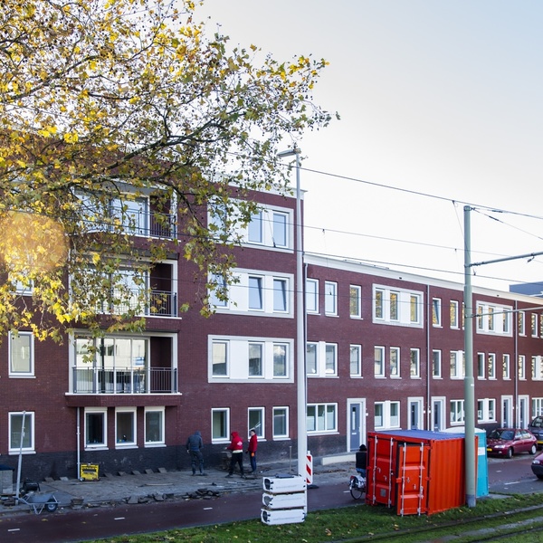 010XL en Van Dorp opgeleverd : 010XL en Van Dorp opgeleverd